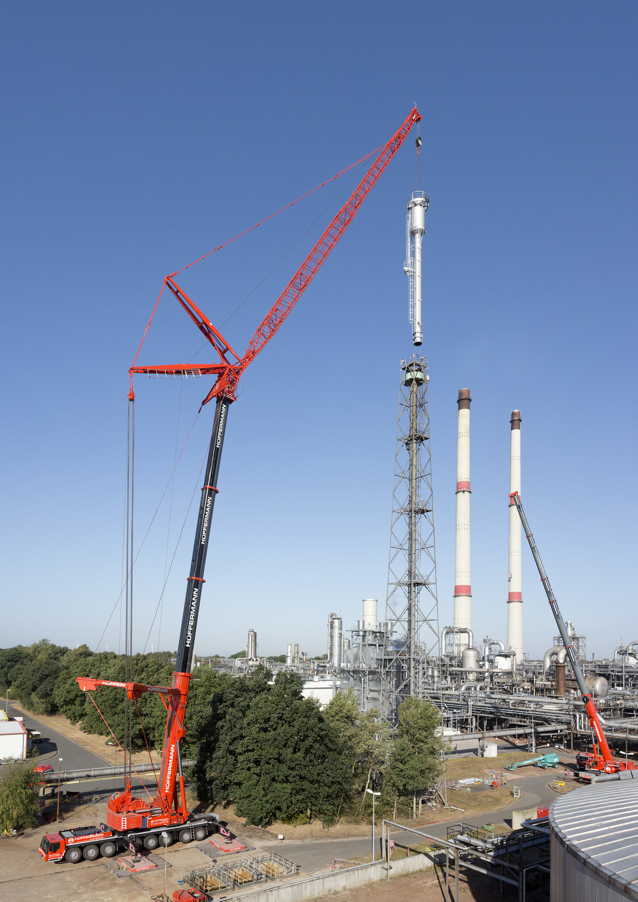 Gigantii Soselelor Liebherr