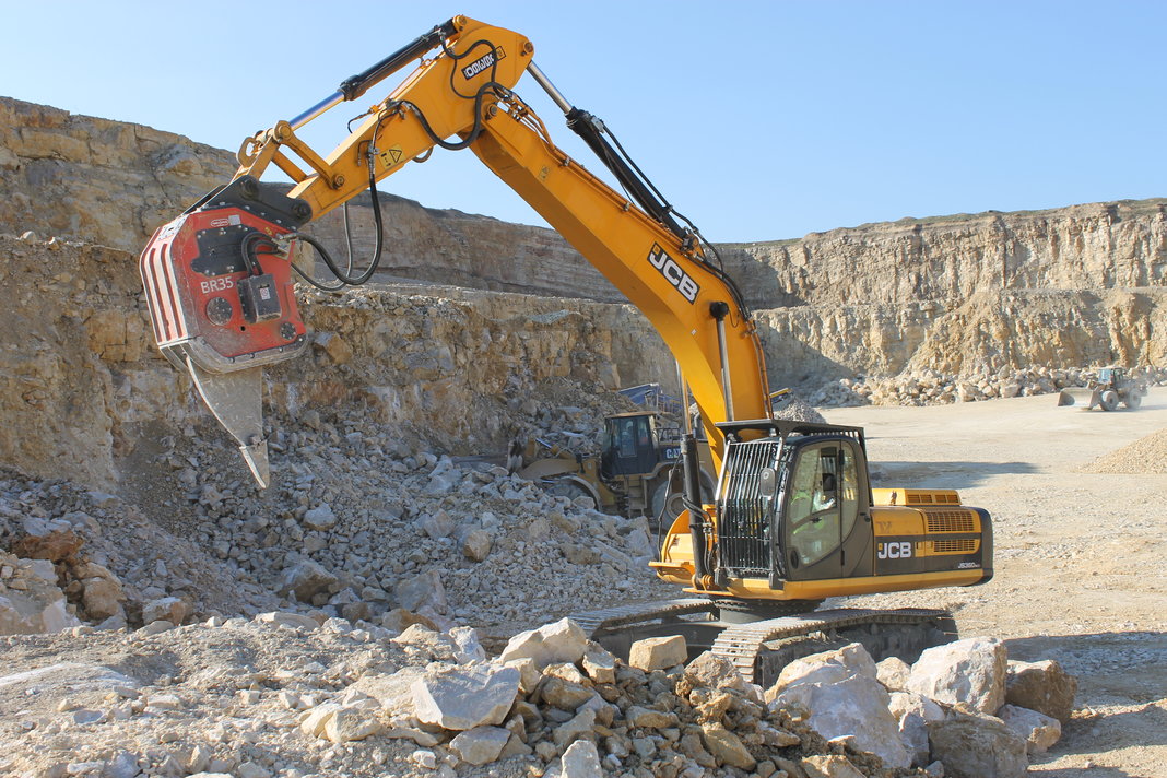 Utilaje&Constructii Maxbrio Ripper