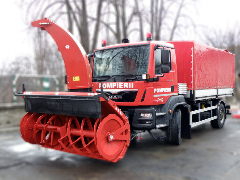 Mașini multifuncționale. Transmisia hidrostatică – marele câștigător