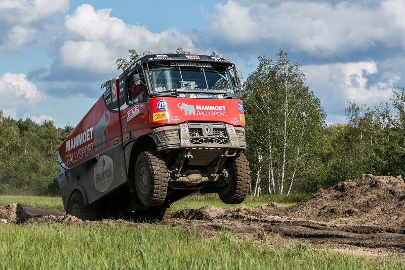 Renault Trucks & MKR Adventure Days-tehnologia testată la maxim