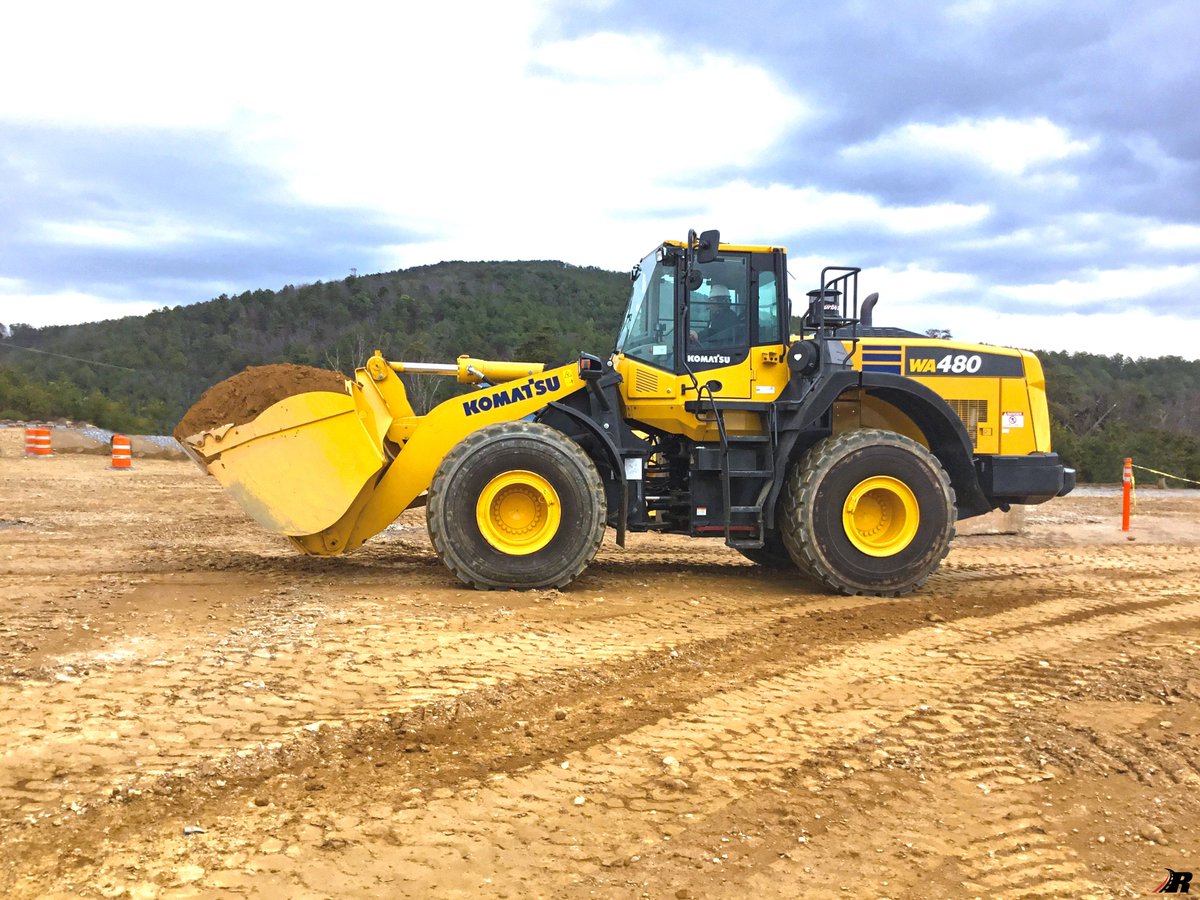 Komatsu Europe a lansat încărcătorul pe roți WA480‐8, cu funcție de auto-încărcare