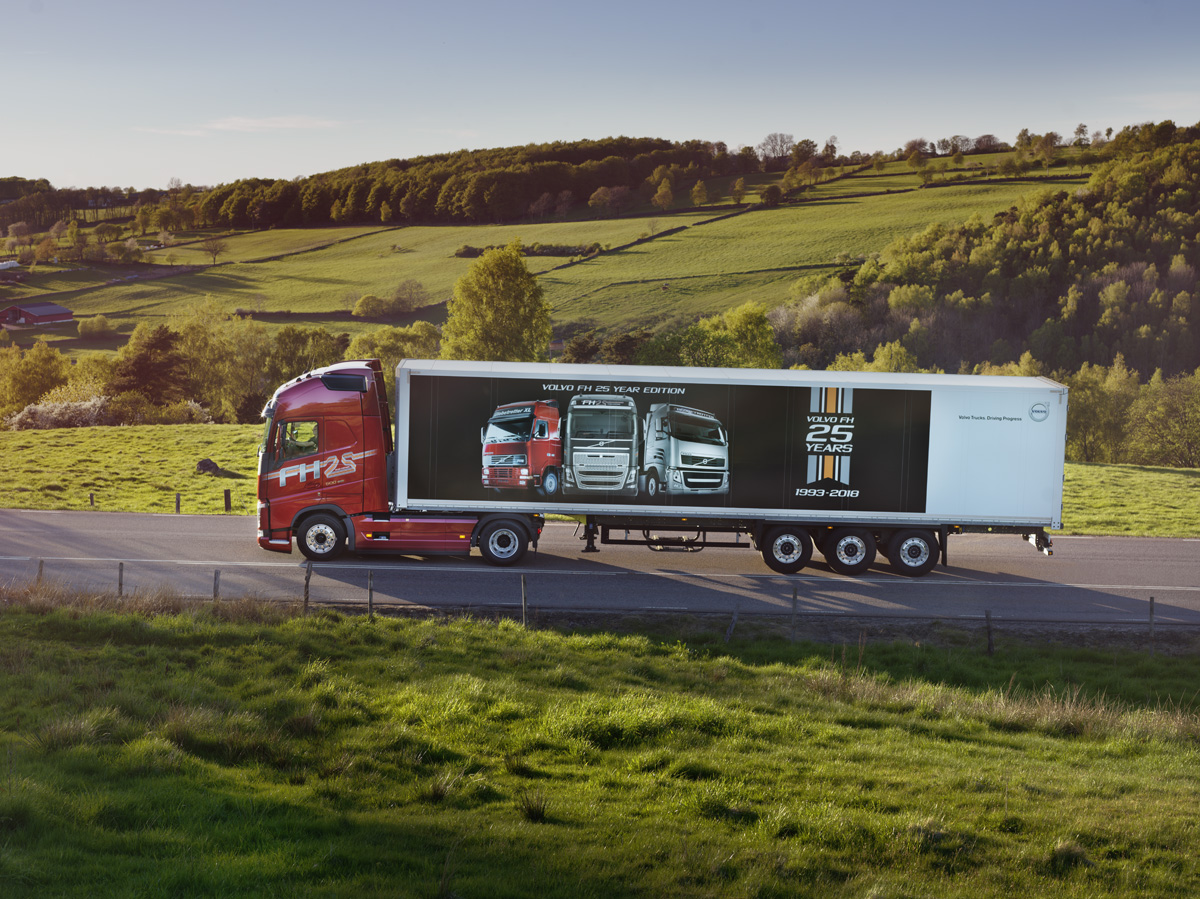 Volvo Trucks a introdus modelul aniversar FH 25 Year Special Edition