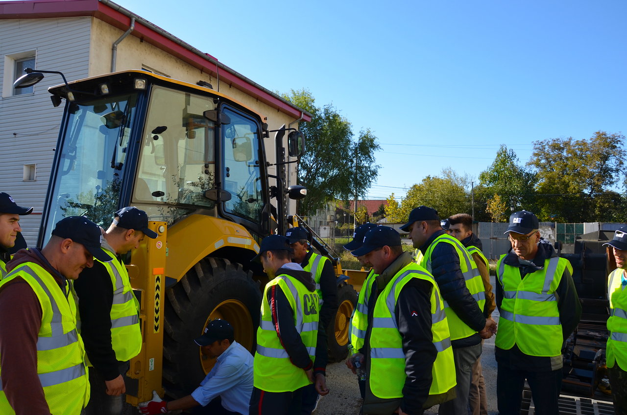 Bergerat Monnoyeur continuă Școala Operatorilor de Utilaje în România