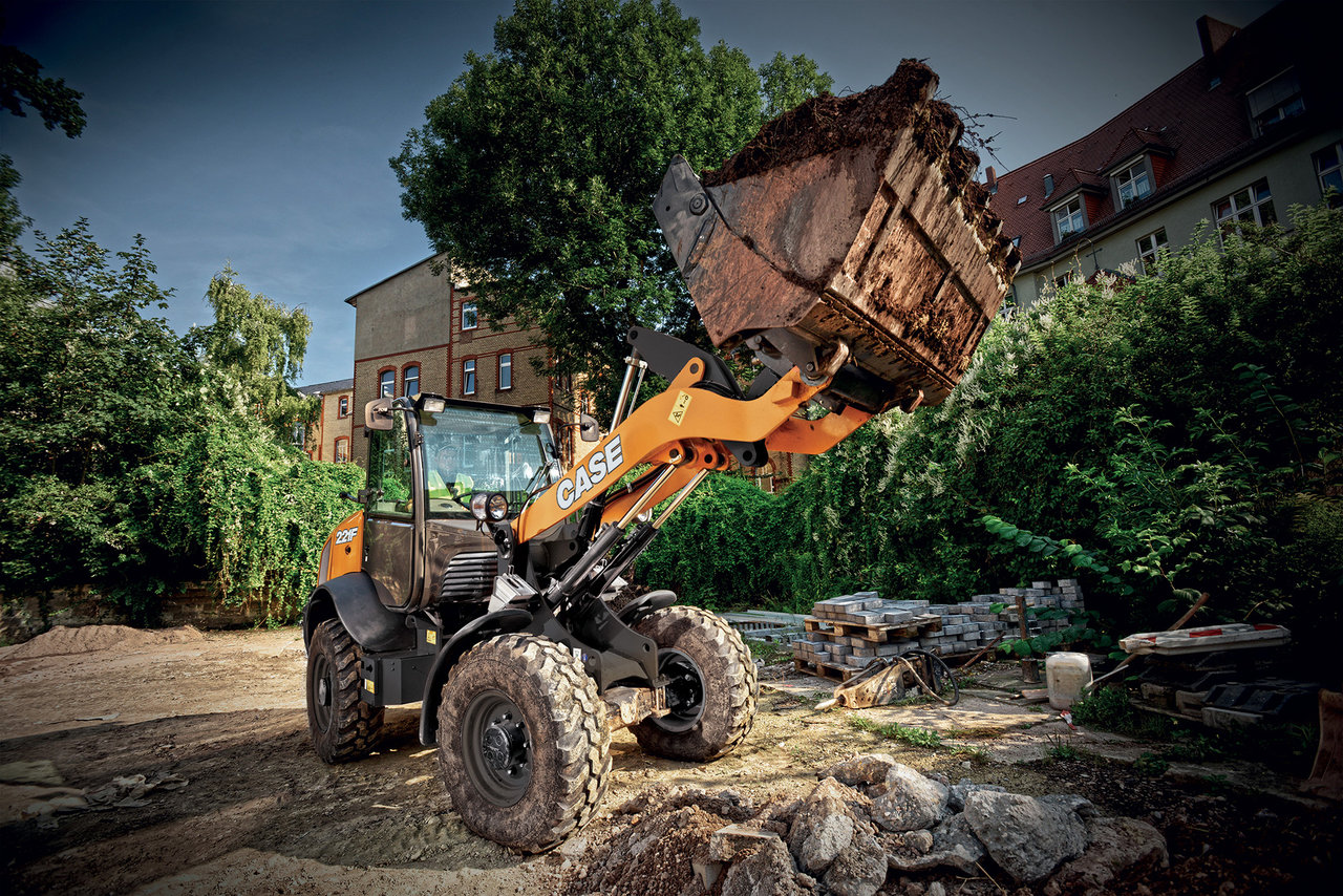 CASE Construction Equipment – Mașini specializate