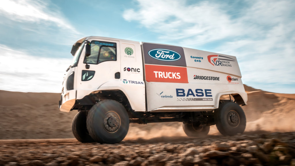 Ford Trucks concurează la Raliul Dakar, cel mai dificil maraton de off-road din lume