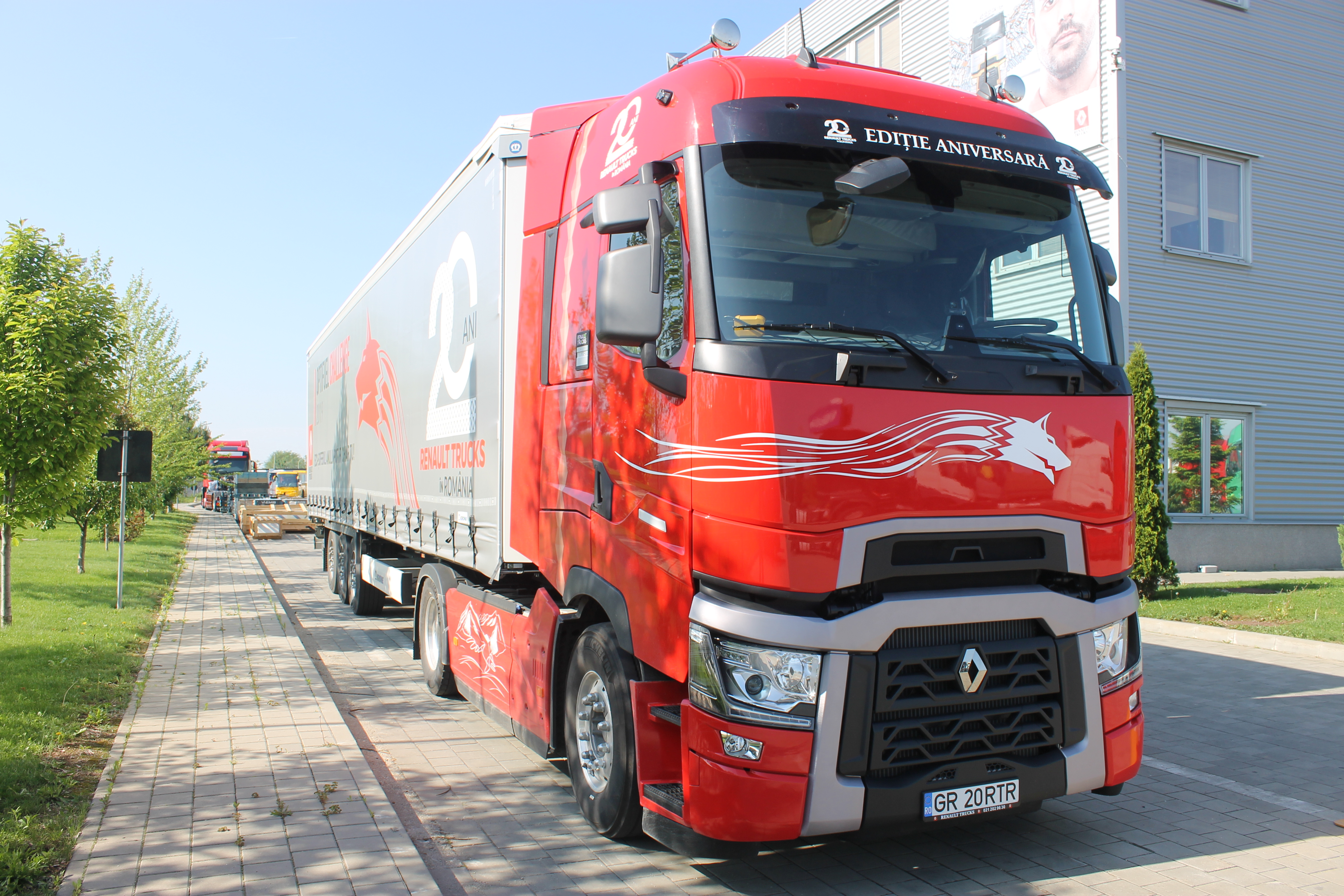 Optifuel Challenge- Dacă eşti rapid şi ai “talpa uşoară”, poţi câştiga un Renault Trucks T High