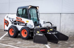 bobcat_soil_asphalt_spreader_outdoor_4_(8d5)