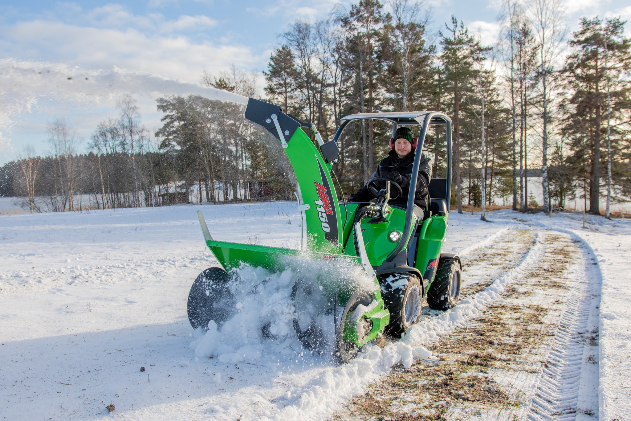Gama extinsă de echipamente de iarnă AVANT Global