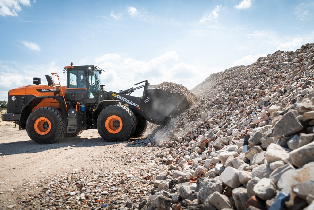 DL-7, noua gamă de încărcătoare frontale Doosan