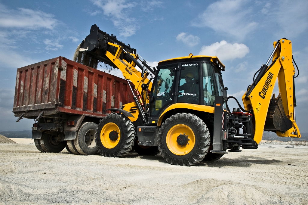 Buldoexcavatorul Çukurova 888, fiabilitate la superlativ