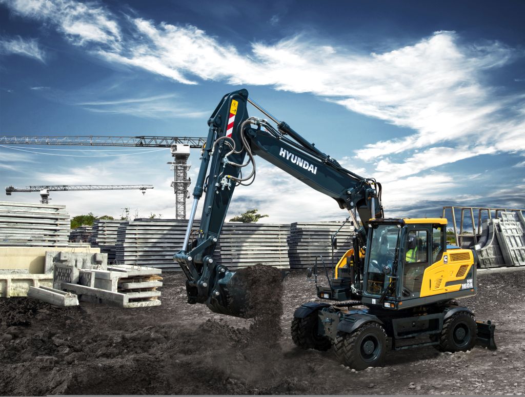 HYUNDAI prezintă noile sale excavatoare pe roți seria A