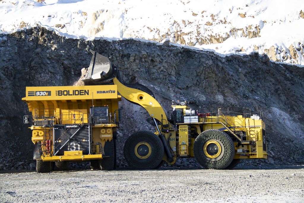 Sistemele de transport autonom FrontRunner de la Komatsu au ajuns în Europa