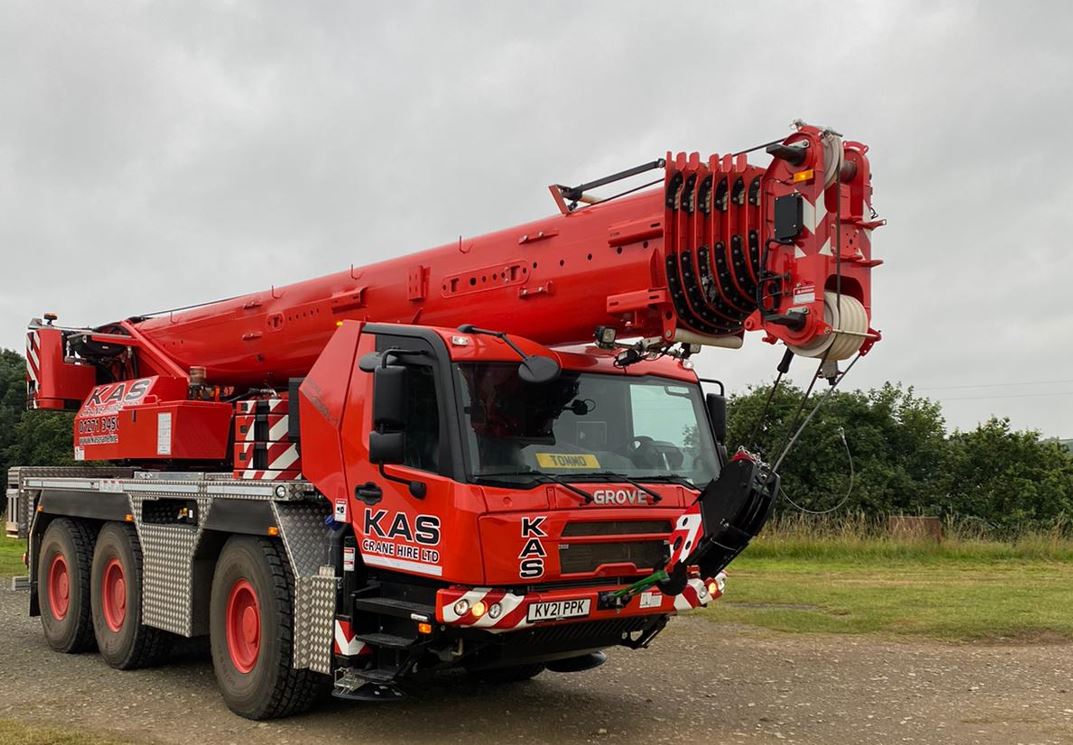 KAS-Crane-Hire-renews-fleet-with-UKs-first-Grove-GMK3060L-1